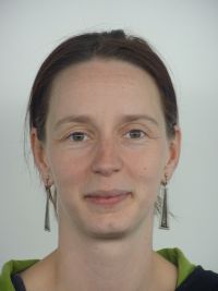 Oberassistentin Dr. Anja Gampe