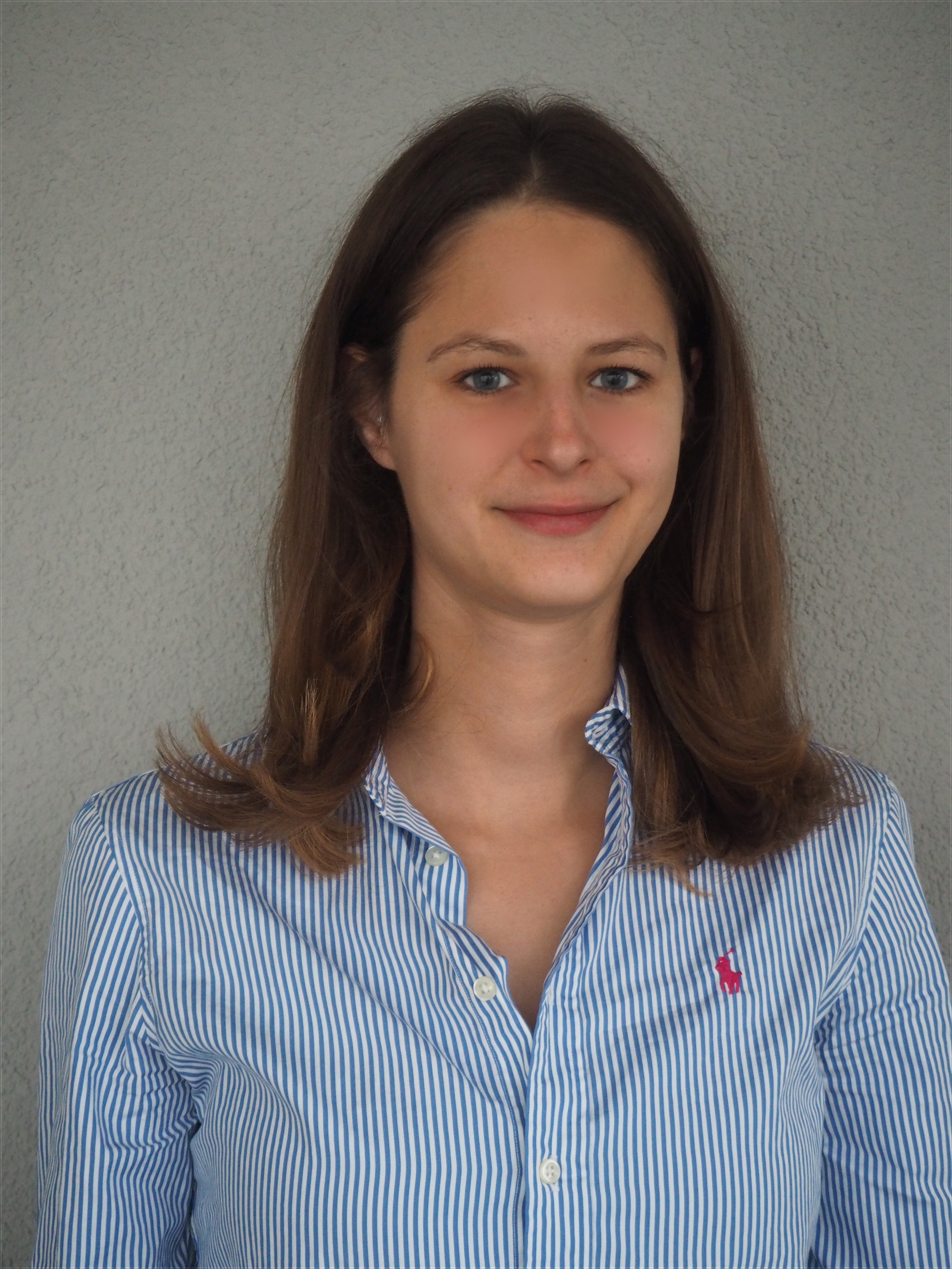 EszterPataky Eszter Pataky